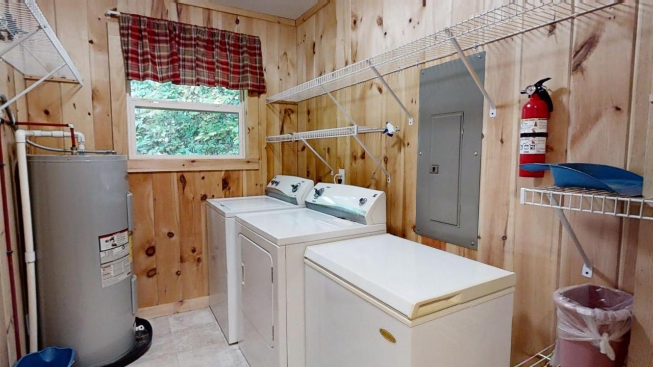 Tranquil Valley Retreat Cabin Сивиървил Екстериор снимка
